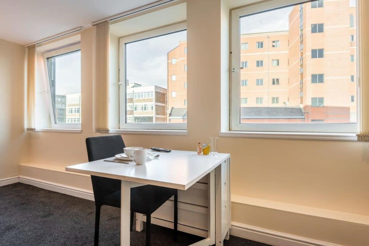 Appartement Modern & Bright Budget Studio In Central Doncaster Extérieur photo